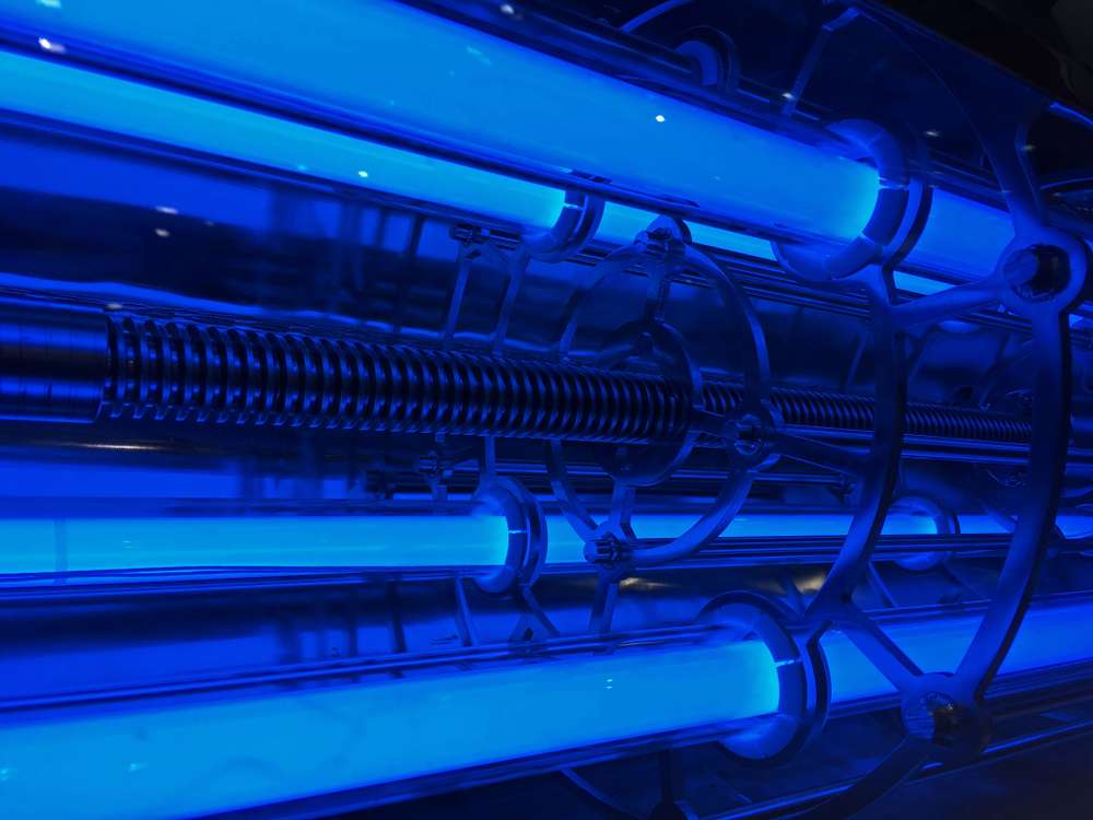 Closeup of UV lights.